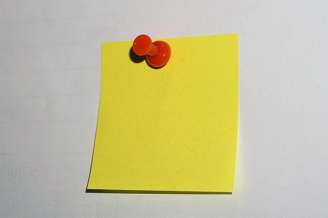 post-it-1277427_640